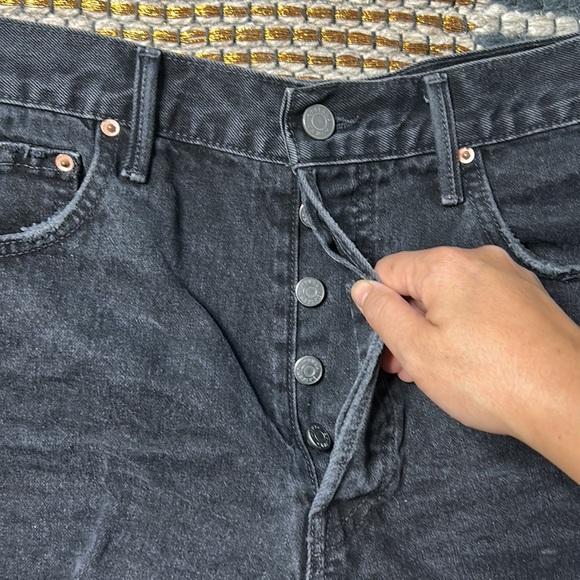 Grlfrnd Super High Rise Vintage Cut Off Highland Wash. Size 28 - Picture 6 of 16